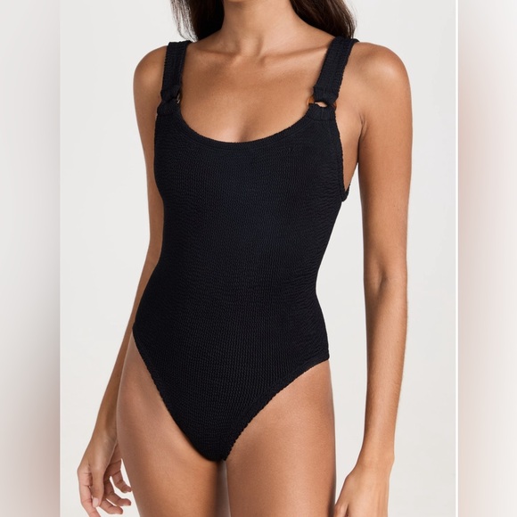 Hunza G Other - NWT Hunza G Domino One Piece